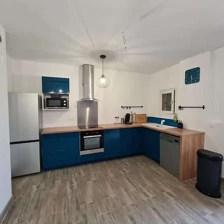 Appartement Renove Independant Avec Garage Au Centre Du Village Saint-Florent  Extérieur photo