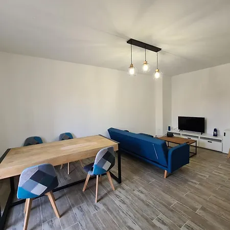 Appartement Renove Independant Avec Garage Au Centre Du Village Saint-Florent  Extérieur photo